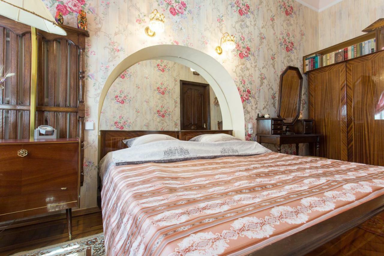 Apartment In The Center Of Kharkiv Eksteriør billede